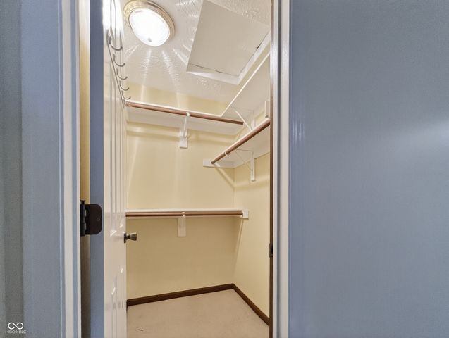 6743 Lexington Circle, Zionsville, IN 46077