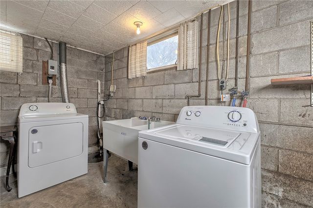 1285 Scenic Drive, Latrobe, PA 15650