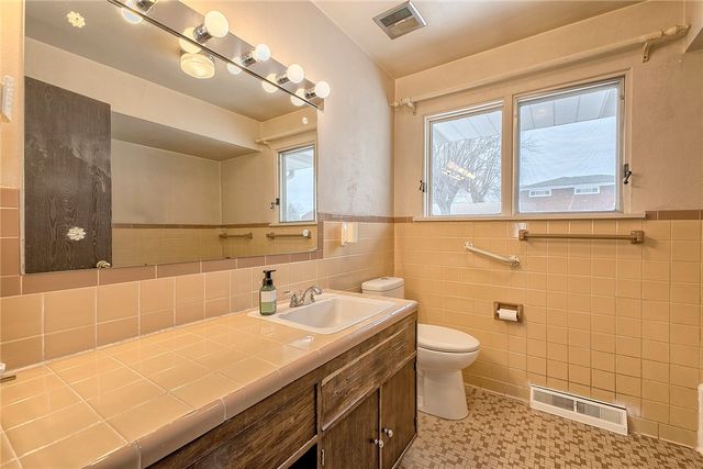 1285 Scenic Drive, Latrobe, PA 15650