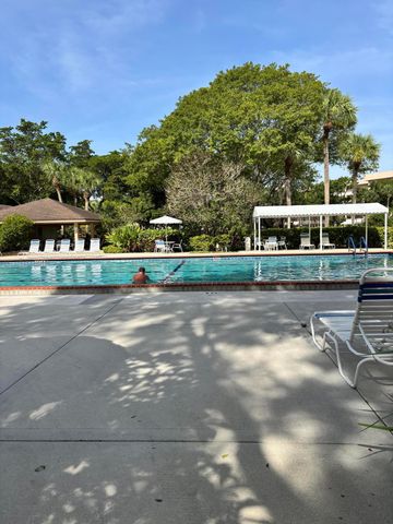 3960 Oaks Clubhouse Drive 401, Pompano Beach, FL 33069