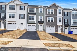 0 H ST #1-15, Carlisle, PA 17013