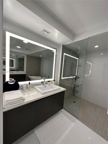 330 Sunny Isles Blvd 5-2002, Sunny Isles Beach, FL 33160