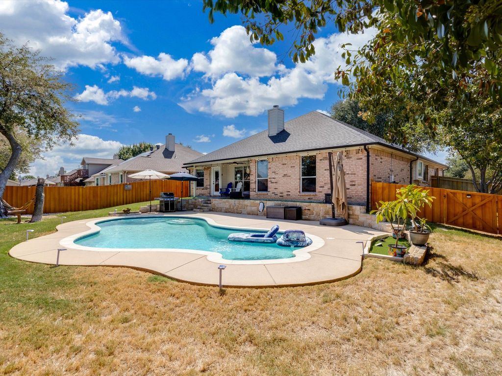 660 Chestnut Lane, Saginaw, TX 76179 — photo 3