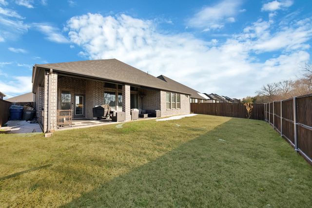 449 Beechwood Drive, Lavon, TX 75166