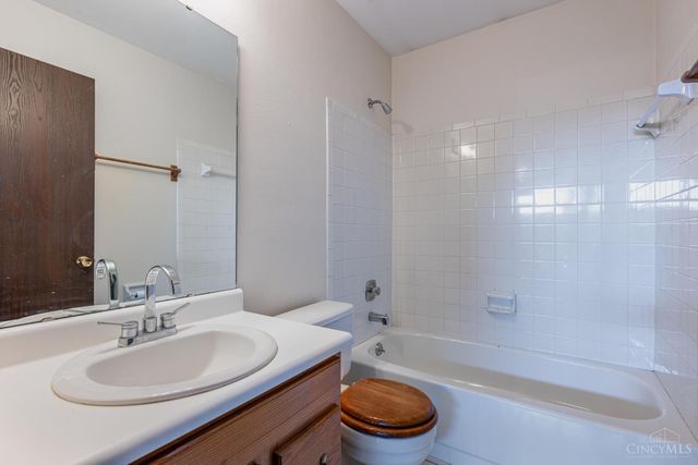 226 Bernard Drive, Monroe, OH 45050