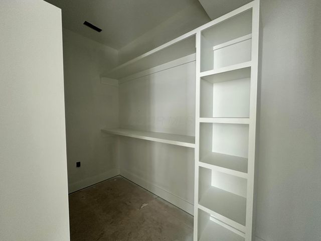 1095 W 3rd Avenue, Columbus, OH 43212