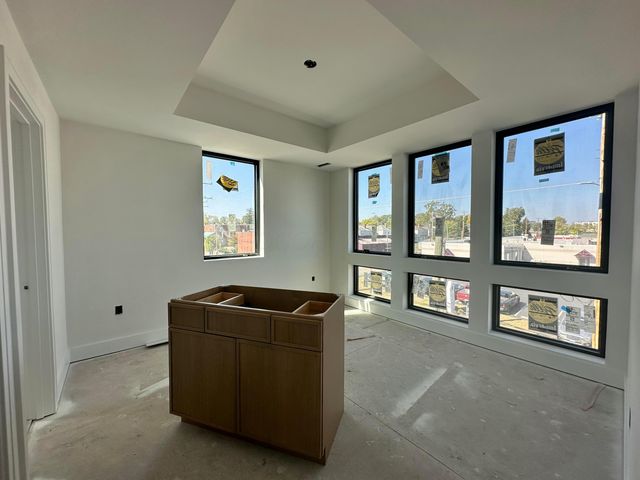 1095 W 3rd Avenue, Columbus, OH 43212