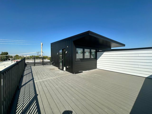 1095 W 3rd Avenue, Columbus, OH 43212