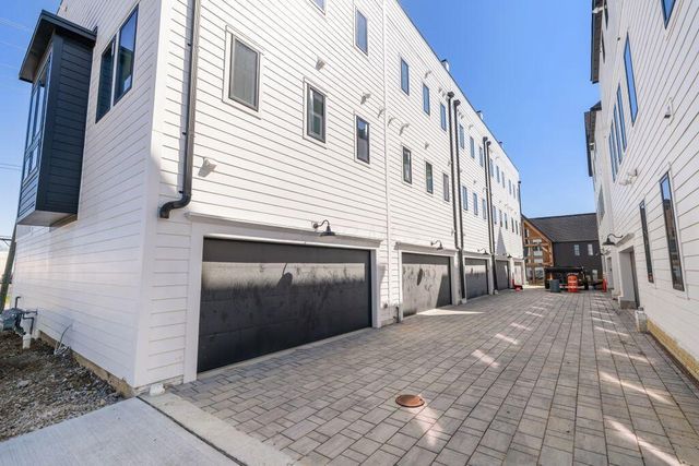 1095 W 3rd Avenue, Columbus, OH 43212