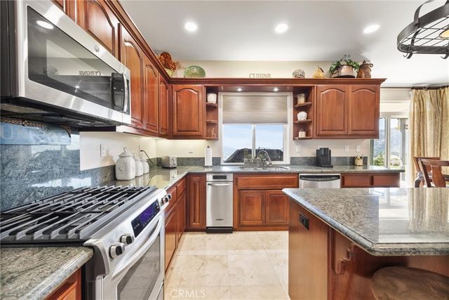 27021 Barkes Way, Tehachapi, CA 93561