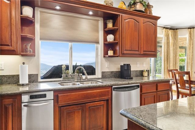 27021 Barkes Way, Tehachapi, CA 93561