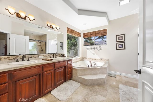 27021 Barkes Way, Tehachapi, CA 93561