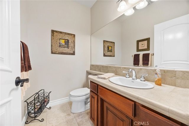 27021 Barkes Way, Tehachapi, CA 93561