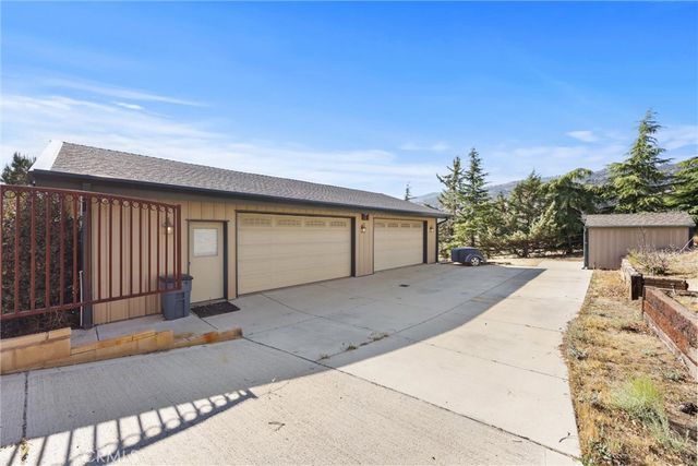27021 Barkes Way, Tehachapi, CA 93561
