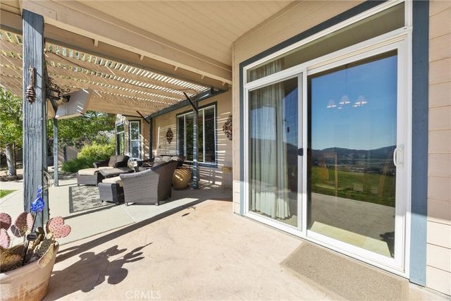 27021 Barkes Way, Tehachapi, CA 93561