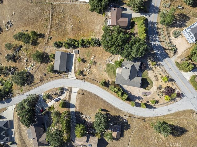 27021 Barkes Way, Tehachapi, CA 93561