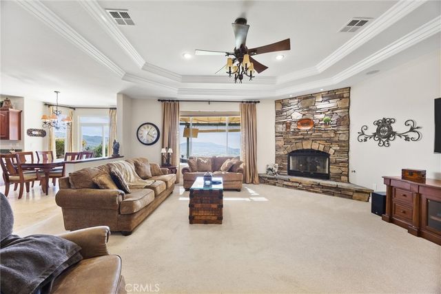 27021 Barkes Way, Tehachapi, CA 93561