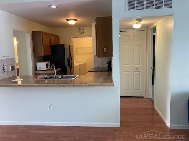 30783 Hidden Pines Lane, Roseville, MI 48066