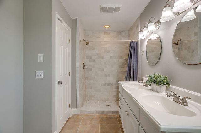 127 County Road 319b, Alvarado, TX 76009