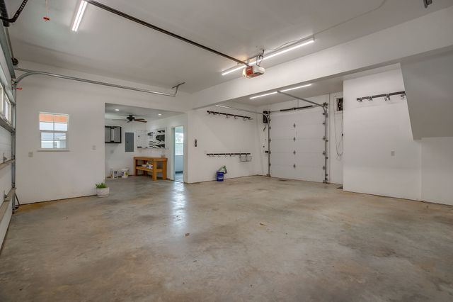 127 County Road 319b, Alvarado, TX 76009