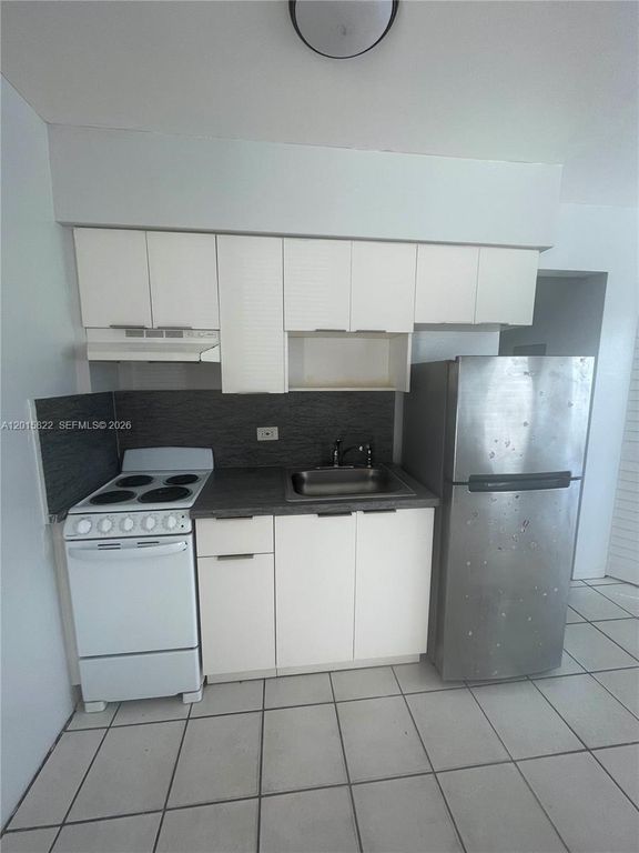 14305 NE 6th Ave 1, North Miami, FL 33161