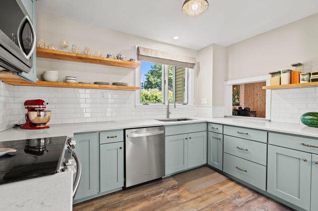 57 Gilman Street, Franklin, NH 03235