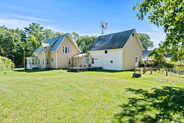 57 Gilman Street, Franklin, NH 03235