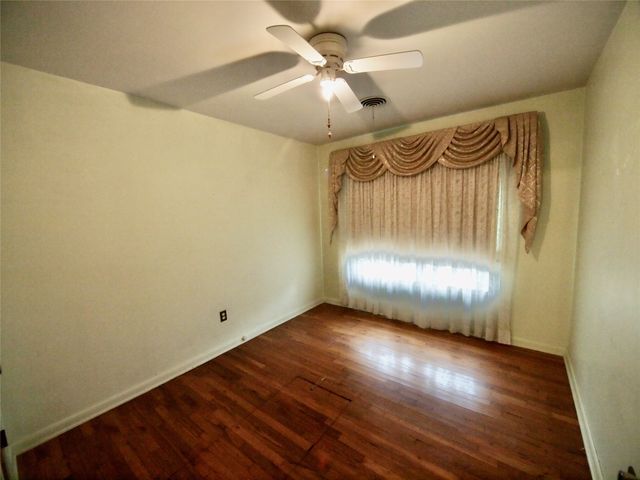 804 Kentucky Street, Graham, TX 76450