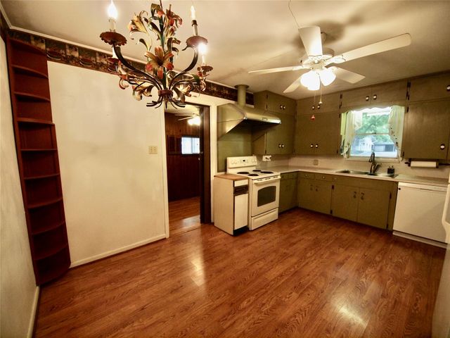 804 Kentucky Street, Graham, TX 76450
