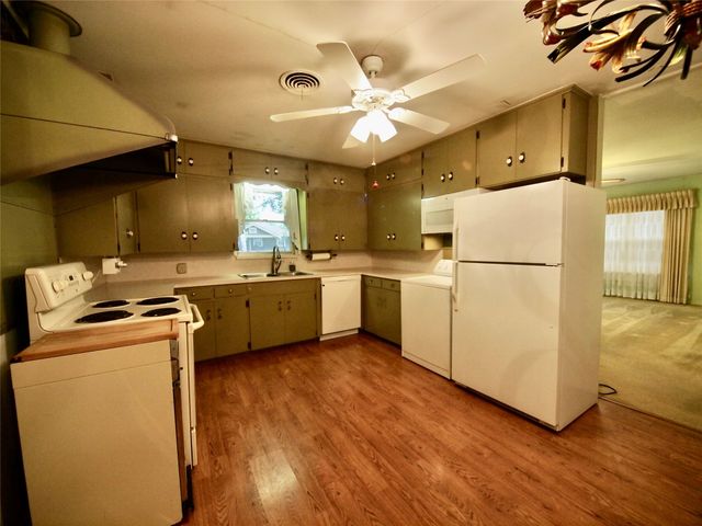 804 Kentucky Street, Graham, TX 76450