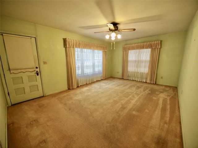 804 Kentucky Street, Graham, TX 76450