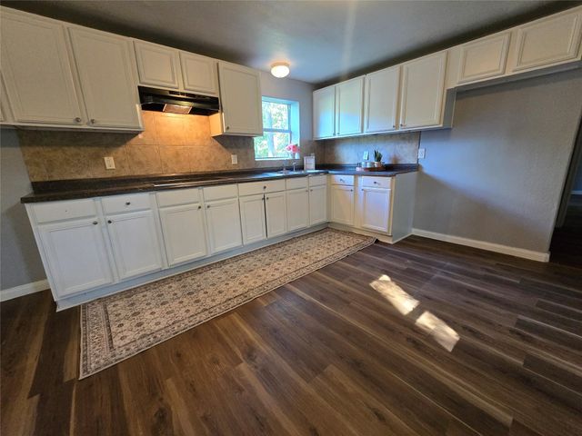 10858 Mill Creek Drive N, Plantersville, TX 77363