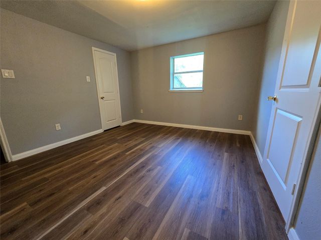 10858 Mill Creek Drive N, Plantersville, TX 77363