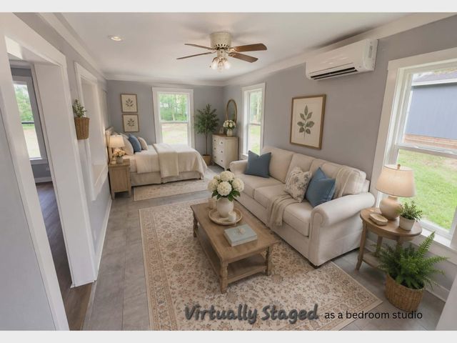 10858 Mill Creek Drive N, Plantersville, TX 77363