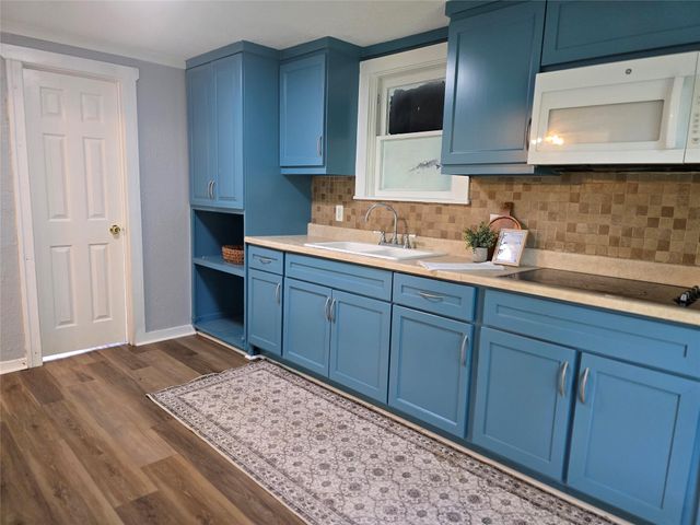 10858 Mill Creek Drive N, Plantersville, TX 77363