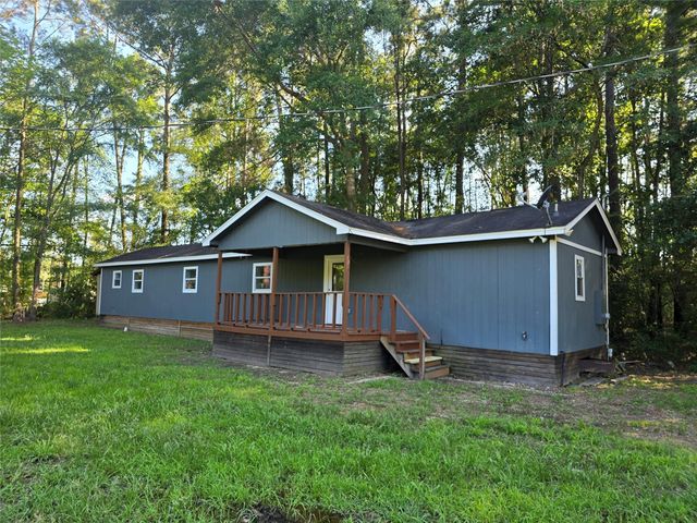 10858 Mill Creek Drive N, Plantersville, TX 77363