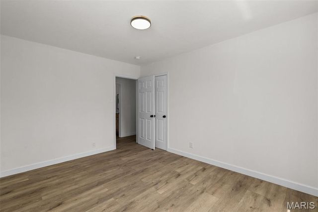 3 Nob Hill Lane, St Louis, MO 63130