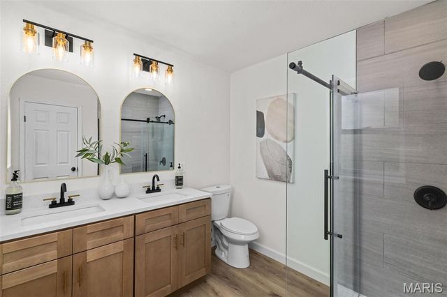 3 Nob Hill Lane, St Louis, MO 63130