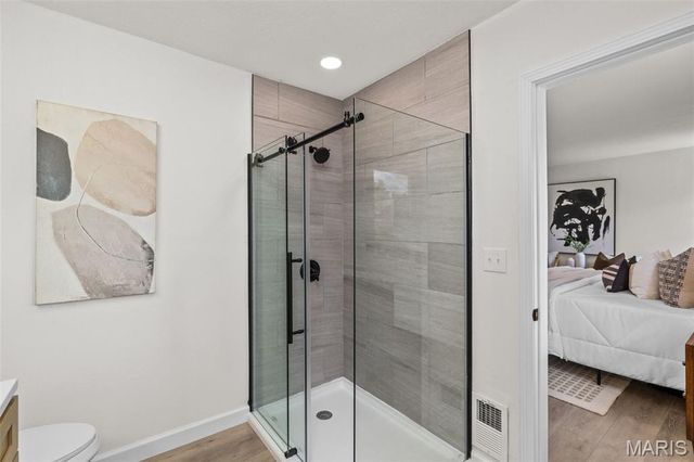 3 Nob Hill Lane, St Louis, MO 63130