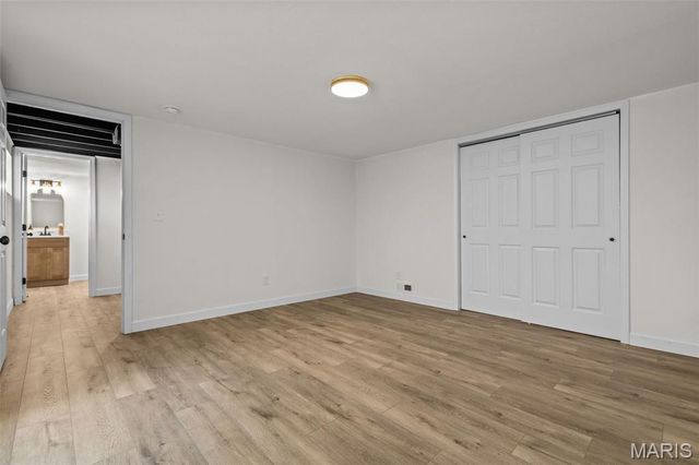 3 Nob Hill Lane, St Louis, MO 63130