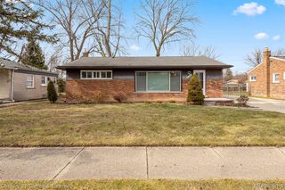 9329 Merriman Road, Livonia, MI 48150