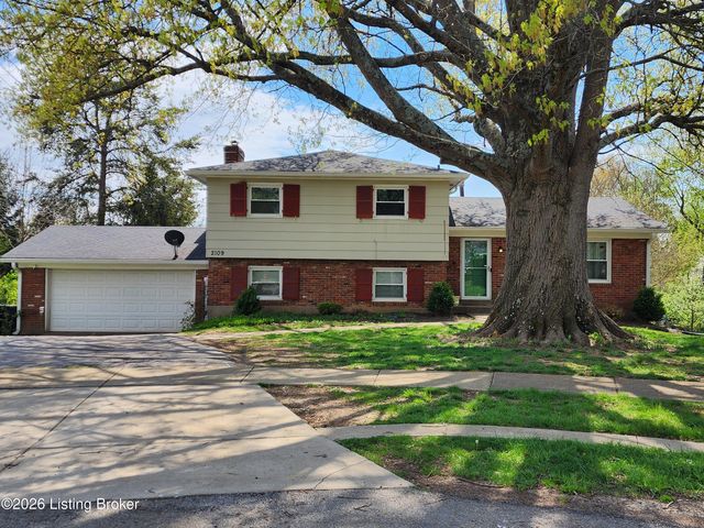 2109 Gateway Ct, Jeffersontown, KY 40299