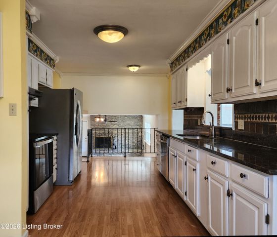 2109 Gateway Ct, Jeffersontown, KY 40299