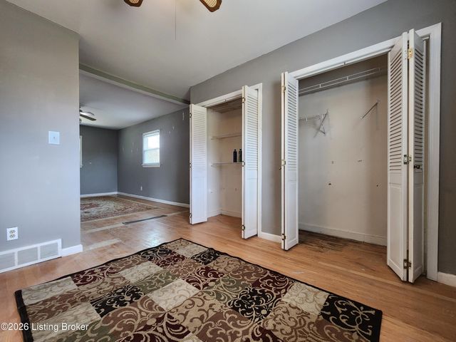 2109 Gateway Ct, Jeffersontown, KY 40299