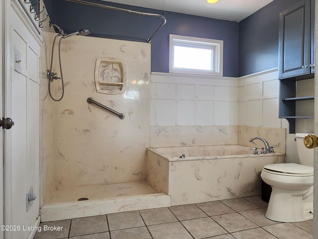 2109 Gateway Ct, Jeffersontown, KY 40299