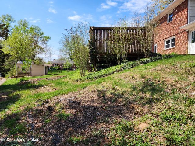 2109 Gateway Ct, Jeffersontown, KY 40299