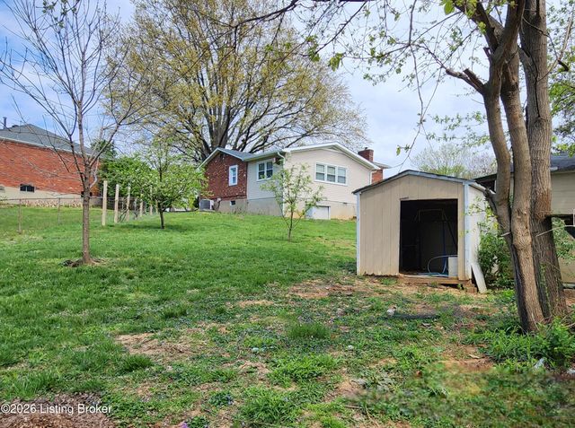2109 Gateway Ct, Jeffersontown, KY 40299