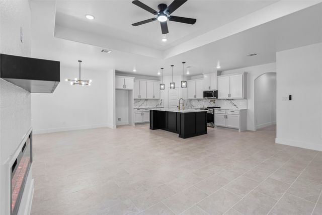 2319 Roosevelt Avenue, Fort Worth, TX 76164