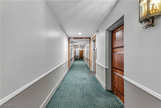 3167 Linden Road 201, Rocky River, OH 44116