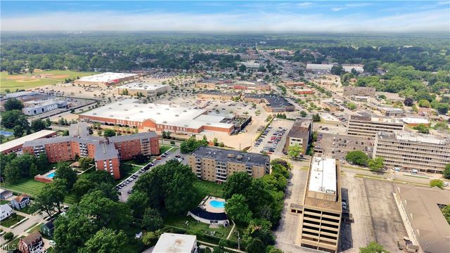 3167 Linden Road 201, Rocky River, OH 44116